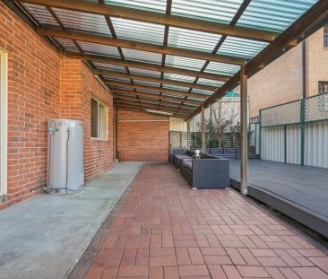 Modern Family Home in the Heart of Casula - Photo 5