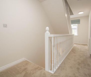 4 bedroom townhouse to rent - Photo 1