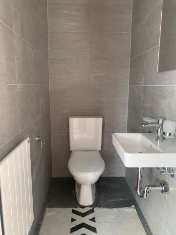 Modernes Wohnen im Grünen: Erstbezug nach Sanierung - Photo 5