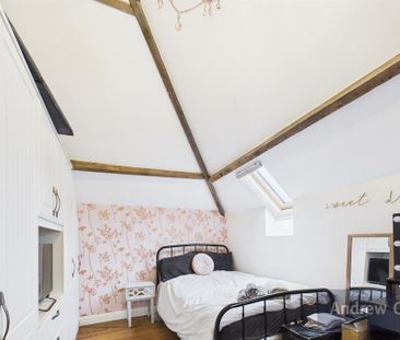 3 bedroom detached house to rent - Photo 4