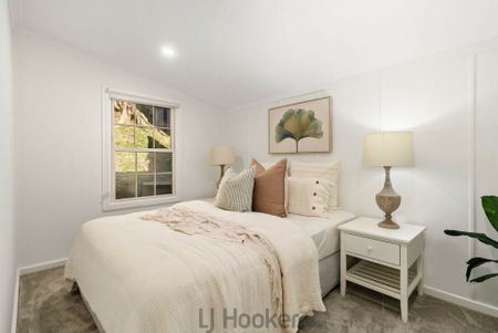 Waterfront Living in Sought-After Eleebana - Photo 4