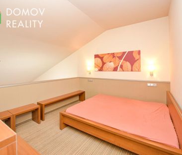 Pronájem bytu 2+kk 42 m2 - Fotografie 3