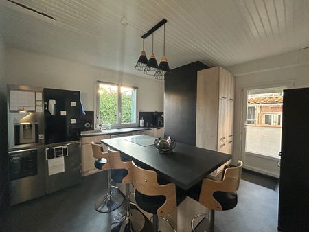 Location maison 5 pièces, 126.00m², Jonzac - Photo 3