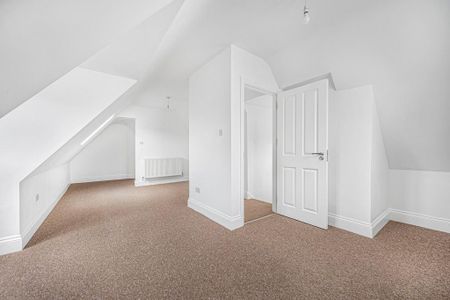 3 bedroom detached house to rent - Photo 2