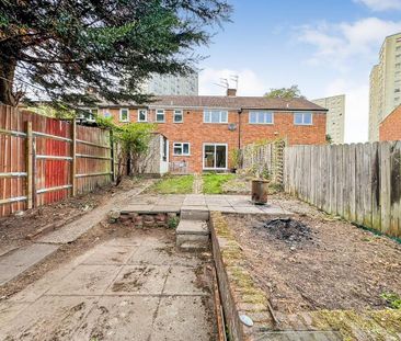 3 bedroom terraced house to rent - Photo 5