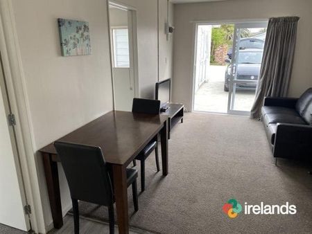 Furnished Rooms Available – Power & Internet Included! - Photo 4