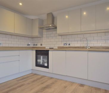 2 bedroom house to rent - Photo 1