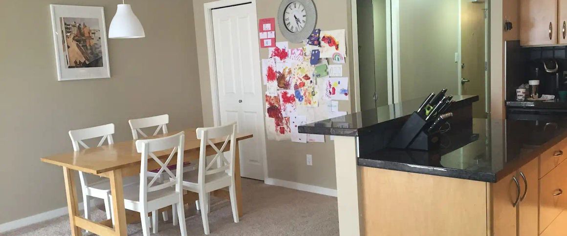 3 bed in Downtown Calgary — 3 Bedrooms Condo Unit - Photo 1