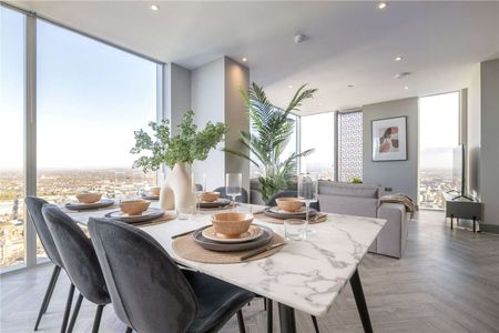 Luxurious 45th Floor Fully Furnished Three Double Bedroom Apartment with unrivalled facilities in the Exclusive Cortland Development, Colliers Yard. AVAILABLE FROM MARCH 2026! - Photo 5