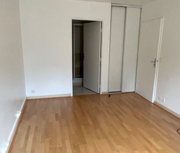 Location Appartement 2 pièces 59m² - Photo 3