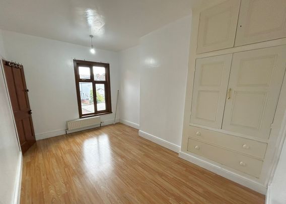 Three bed terrace property - Photo 1