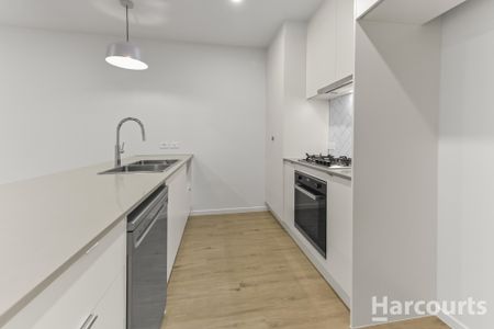 Brand New 4 Bedroom Home Close to Beach - Photo 3