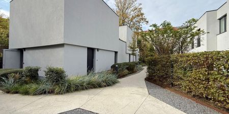 Woning te huur in Schaarbeek voor € 1.600 met 2 slaapkamers - Foto 2