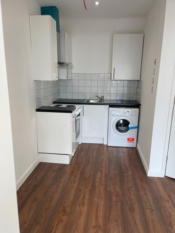 Studio Flat, Ferncroft Avenue, N12 - Photo 3