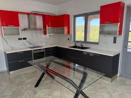 Μονοκατοικία για ενοικίαση Πόρτο Ράφτη (Μαρκόπουλο) - Φωτογραφία 4