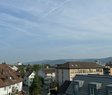 Grosszügige 5.5 Zimmer-Attikawohnung mit exklusiver Dachterrasse - Photo 1