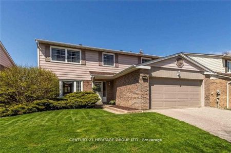 For Lease - 897 Caldwell Street, Newmarket, Ontario - Photo 4