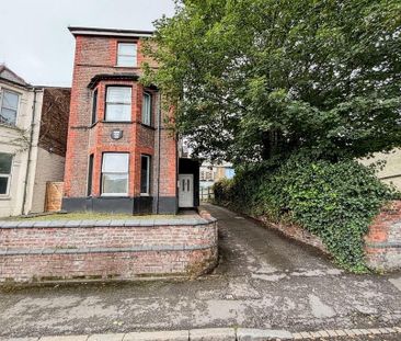 1 bedroom in a house share to rent - Photo 2