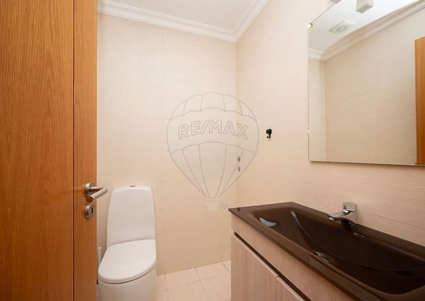 Apartamento T4 em Lisboa