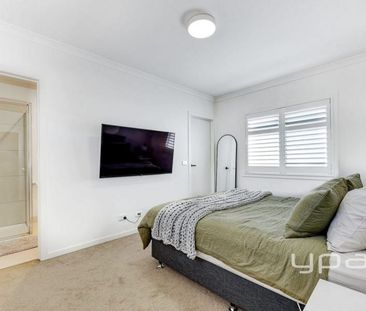 4/15 Hillcrest Drive, WESTMEADOWS - Photo 1