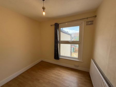 3 Bedroom House To Let - Photo 3