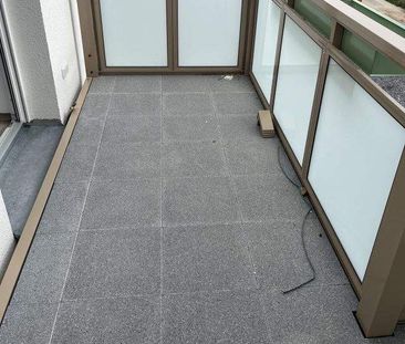 Wohlfühlwohnung mit Balkon und moderner Ausstattung im Erstbezug! R... - Photo 1