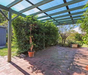 “Cosy home in great location” - Photo 6