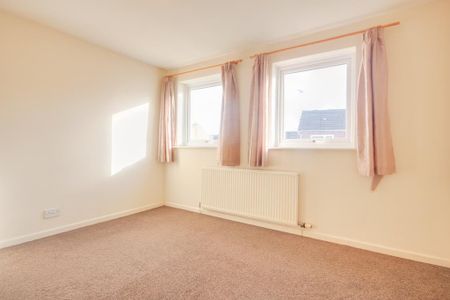 2 bedroom terraced house to rent - Photo 3