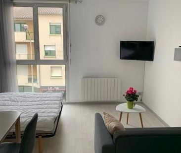 Location Appartement 1 pièce 23m² POITIERS 86000 - Photo 4