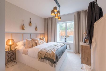 3 bedroom semi-detached house to rent - Photo 2