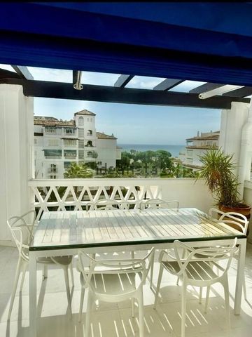 Alquiler de ático en Avenida Playas del Duque - Photo 4