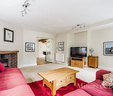 5 bedroom detached house to rent - Photo 2