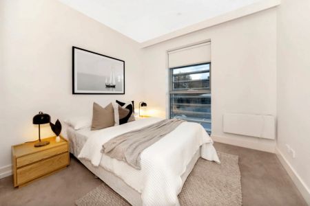 Modern Apartment in Prime Location (incl White Goods) - Photo 3