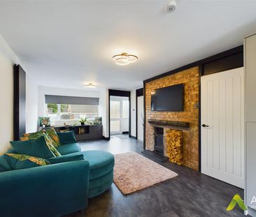 Jordan Avenue, Stretton, Burton-On-Trent - Photo 1