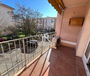 Location Appartement 2 pièces 43m² NICE 06000 - Photo 6