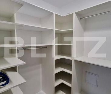 Apartament de lux, 3 camere, zona Centrala, parcare privata - Fotografie 1