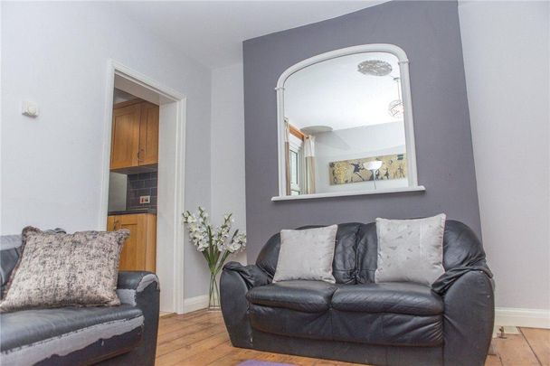 5 bedroom semi-detached house to rent - Photo 1