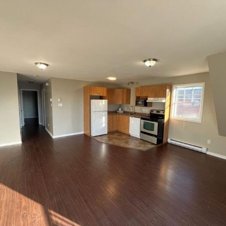 2 CH - 1 SDB - Gatineau - $1,700 /mo - Photo 3