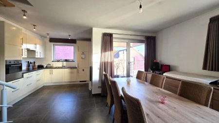 App 2 slpk met terras en 2 parkeerplaatsen - Photo 4