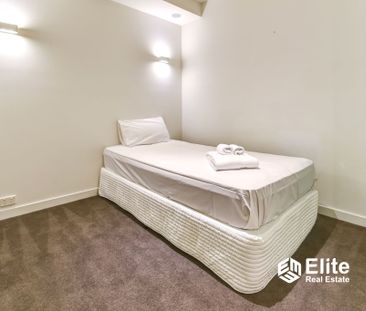 In the heart of Melbourne CBD - Photo 5