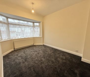 Thomas Landsdail Street, Cheylesmore - - Photo 3