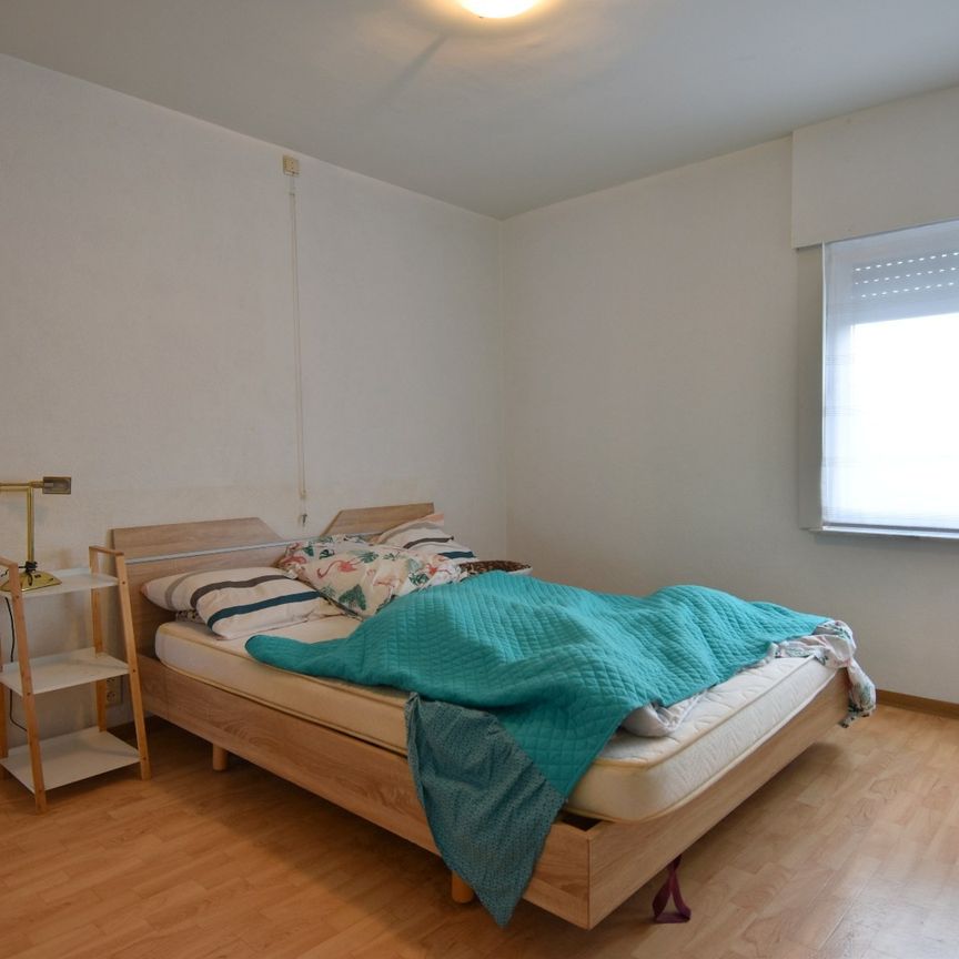 Stadswoning met 2 slaapkamers en zonnige stadstuin te Kortrijk - Foto 1