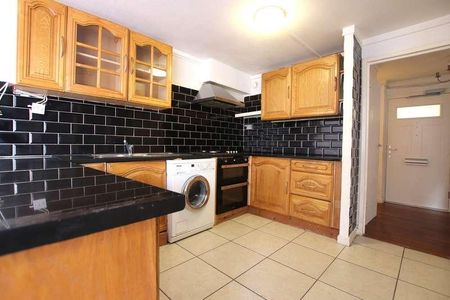 Sadler Close, Mitcham, CR4 - Photo 4