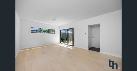 Contemporary Townhouse in an Ultra-Convenient Setting - Photo 2