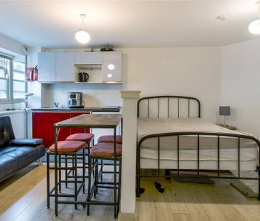 Studio to rent - Photo 6