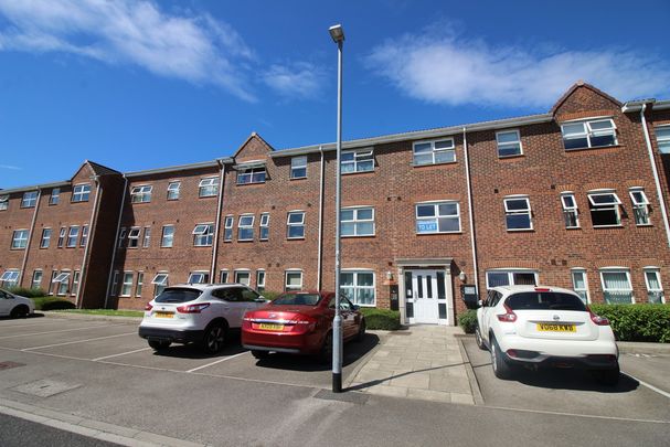 2 Bedroom Apartment - Photo 1