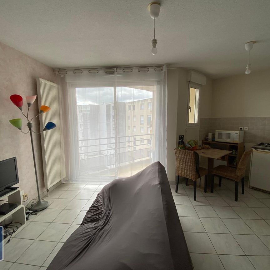 Location Appartement 1 pièce 30m² RODEZ 12000 - Photo 1