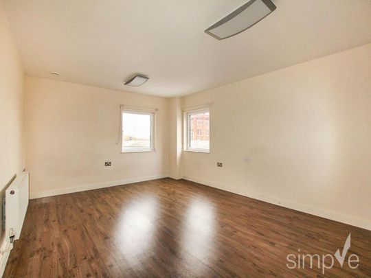 2 bedroom flat to rent - Photo 1