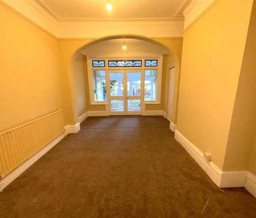 Park Lane, Carshalton, Surrey, SM5 - Photo 1