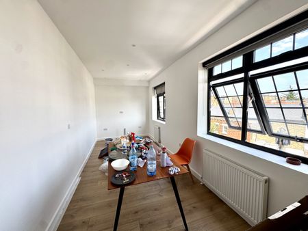 Oakland Road, Crickelwood, NW2 - Photo 3